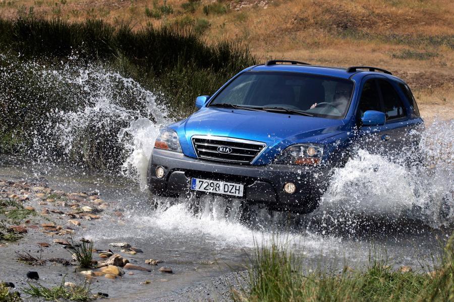  Kia Sorento 2006 года  (фото 42 из 57)